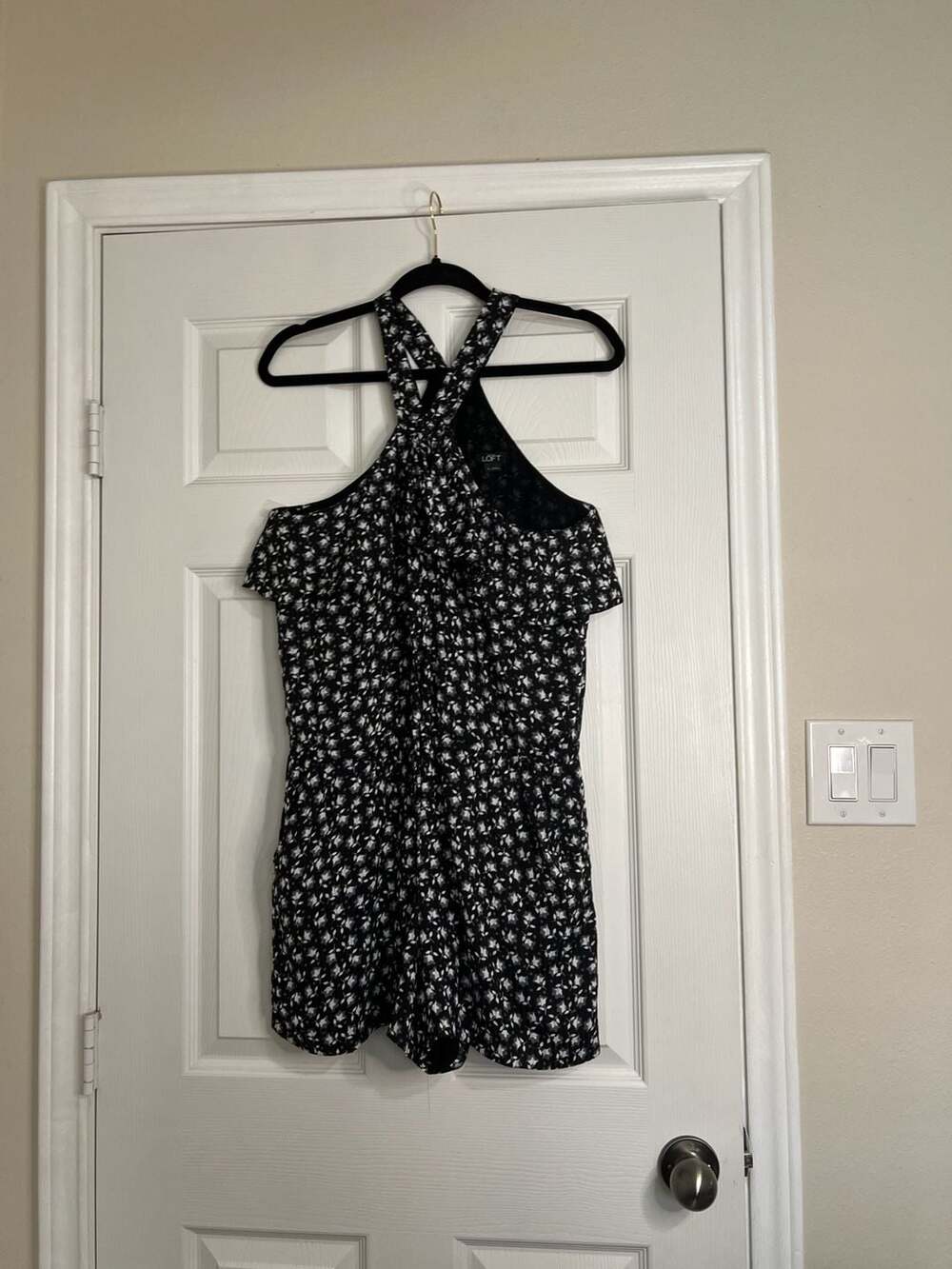 Loft Black Floral Halter Tie-Neck Ruffle Romper Size S